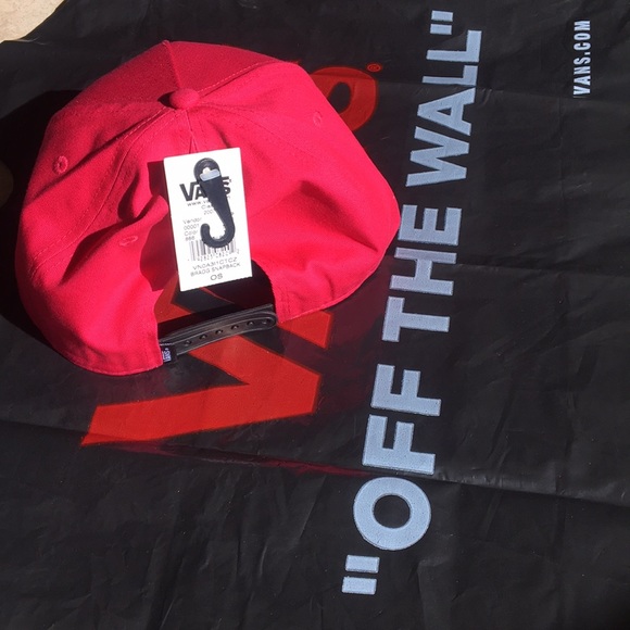 Vans pink hat - Picture 3 of 4